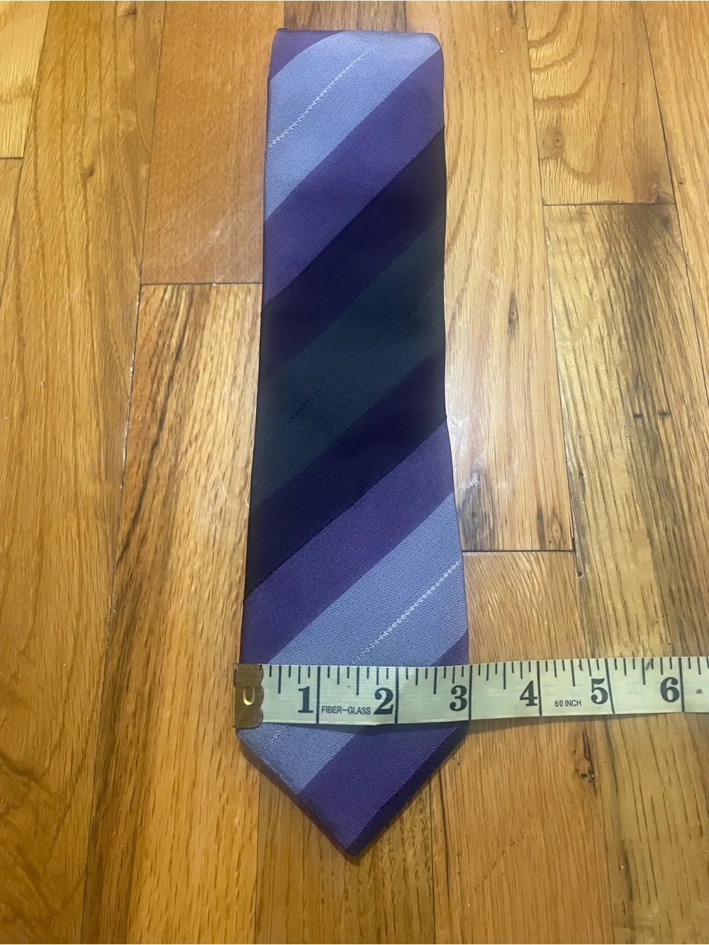 $188 John Varvatos USA 100% Italian Silk Skinny Tie